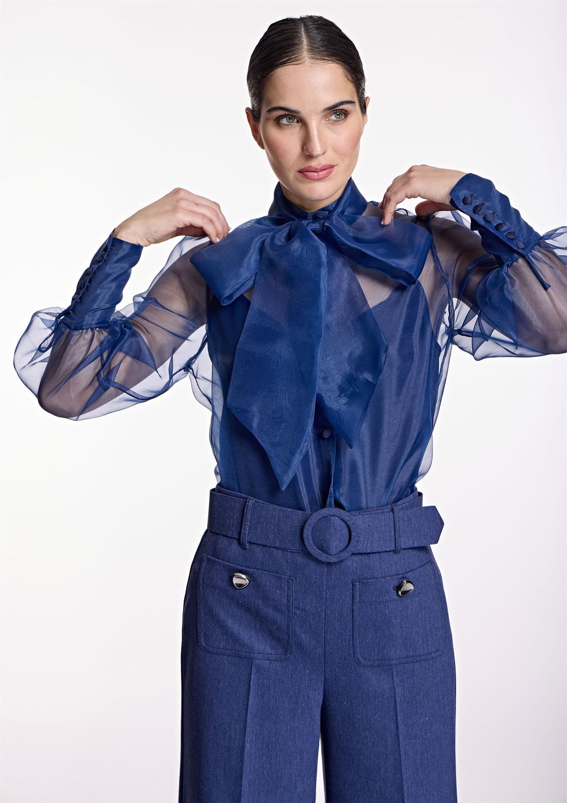 ALBA CONDE Blusa Azul Transparente - Imagen 1