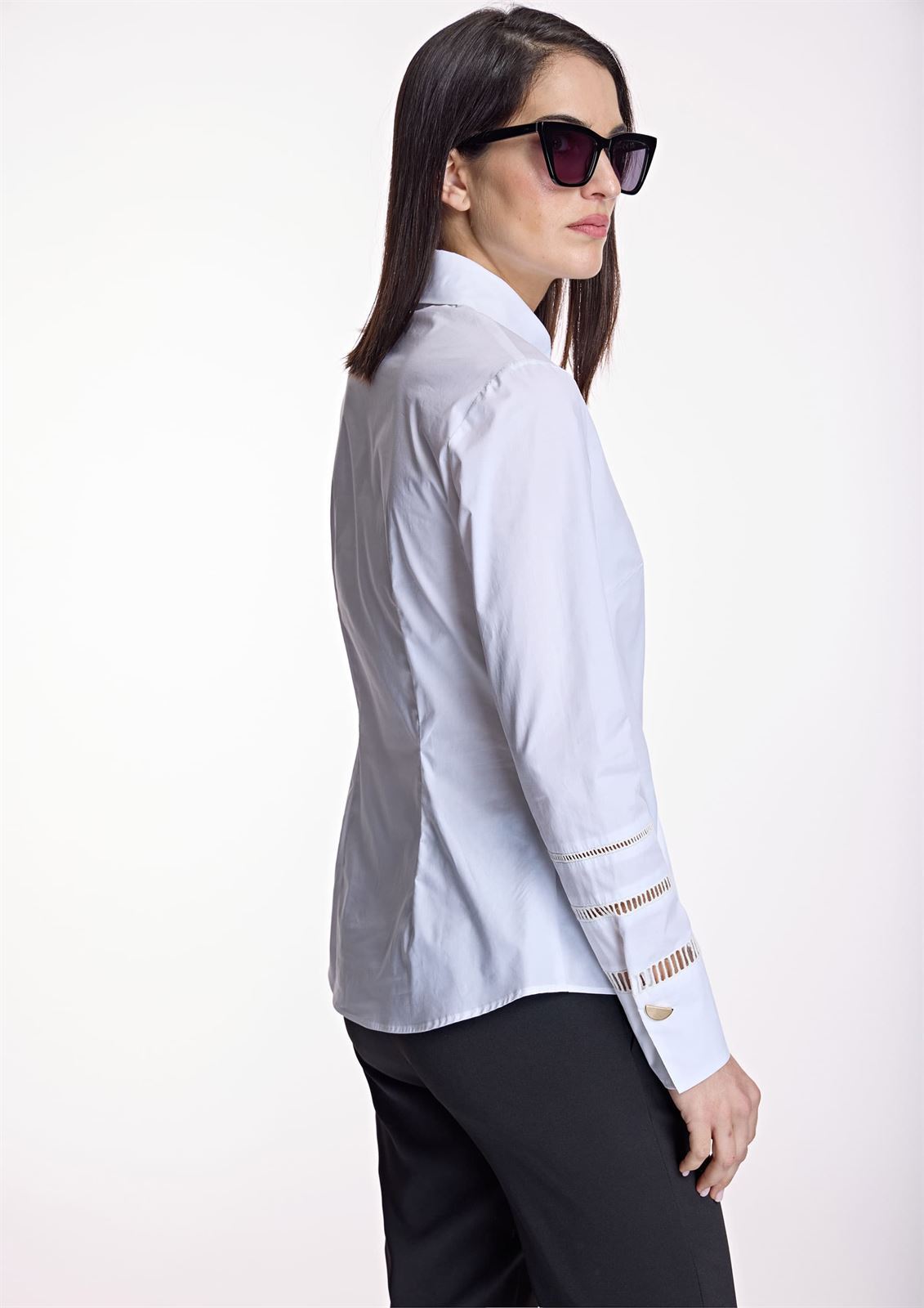 ALBA CONDE Blusa Blanca Cenefa Calada - Imagen 1