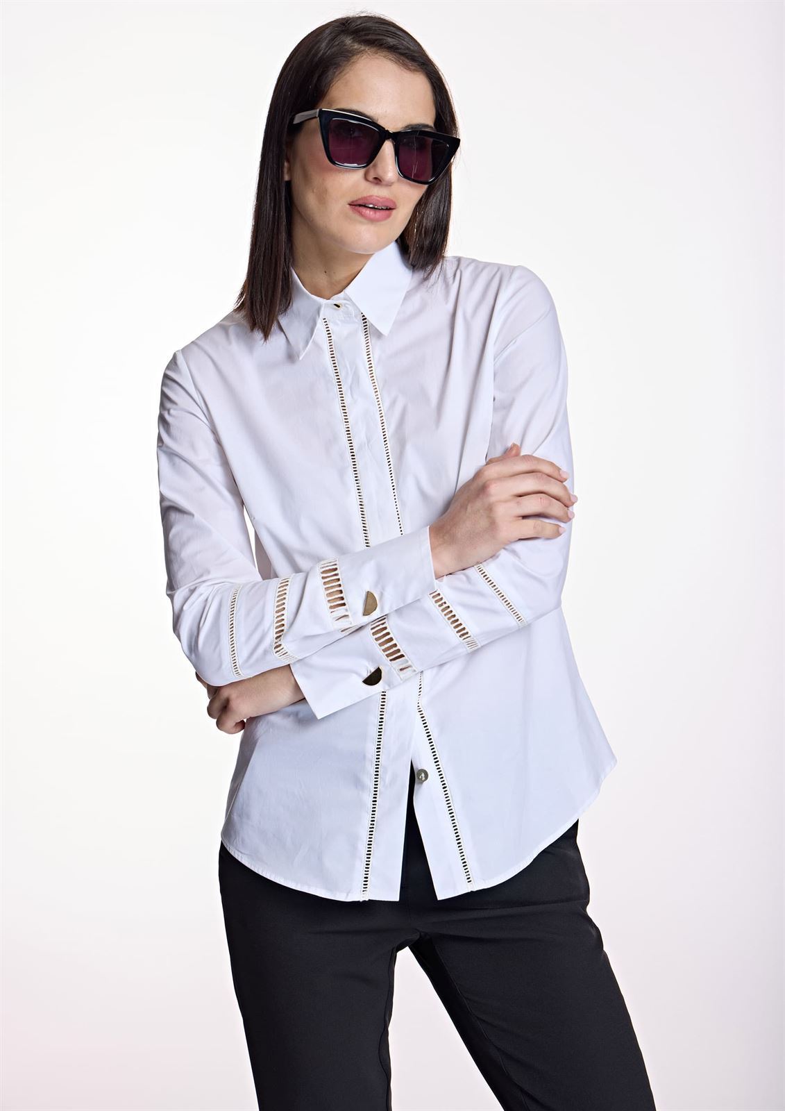 ALBA CONDE Blusa Blanca Cenefa Calada - Imagen 5