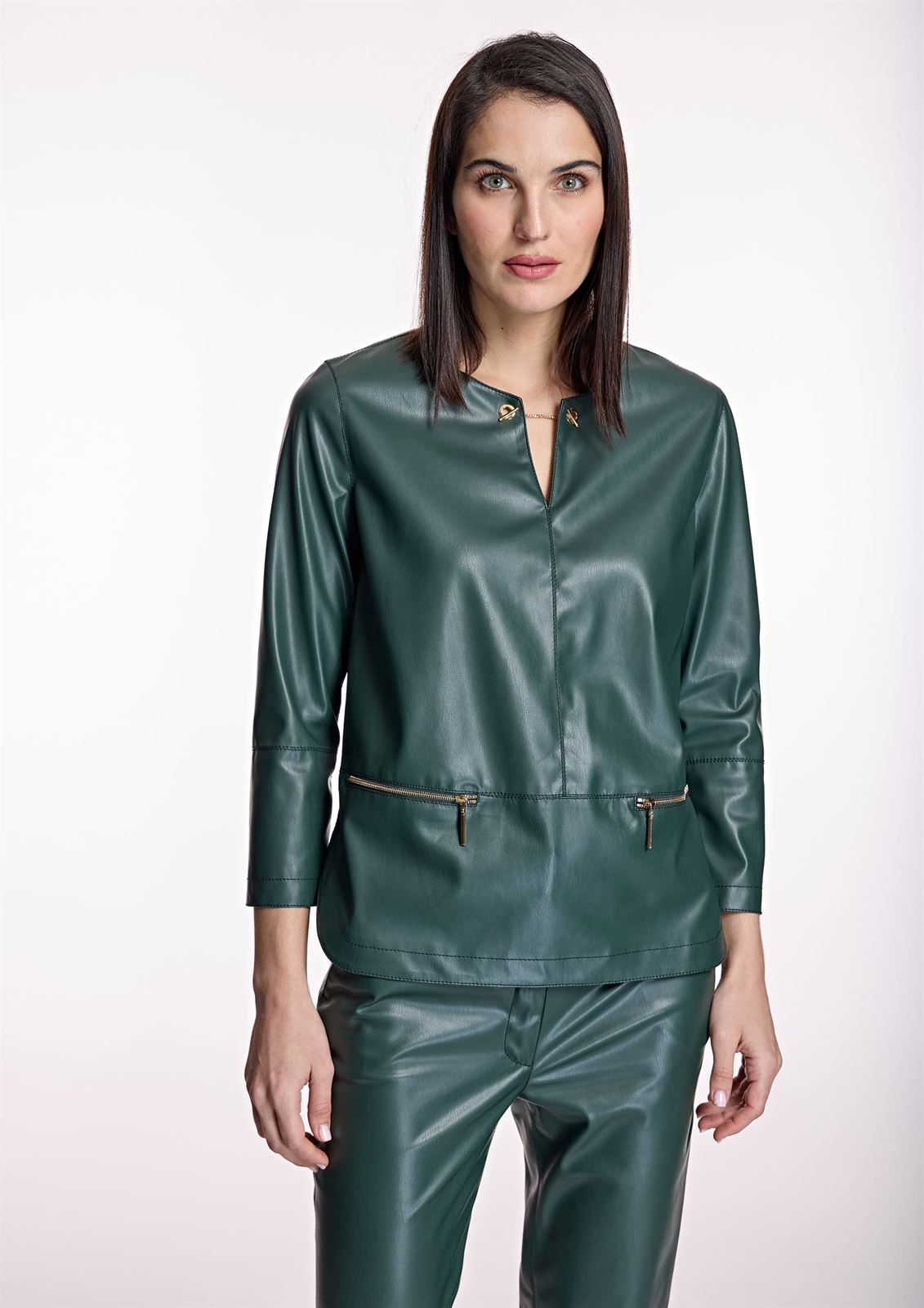 ALBA CONDE Blusa Verde Ecopiel - Imagen 4