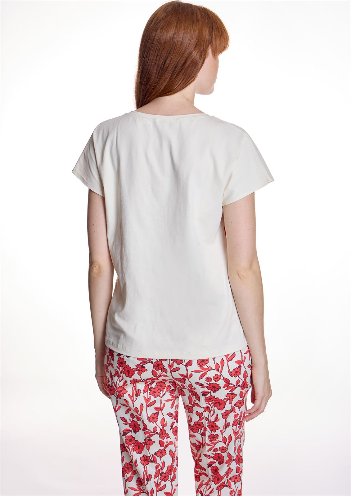 ALBA CONDE Camiseta Blanca Estampado Floral - Imagen 3